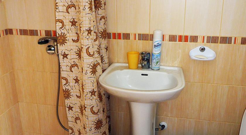 Гостиница Лотос Саки
